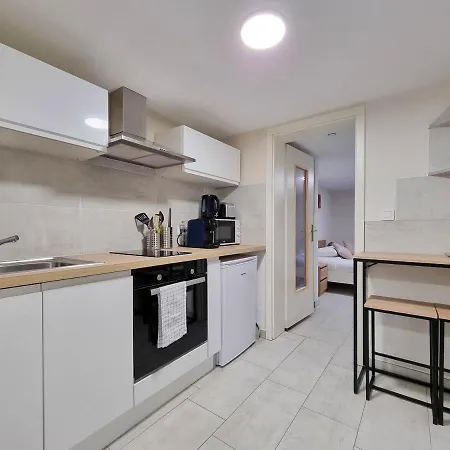 Apartment Travel Homes - Underground, F1 Chic Et Renove