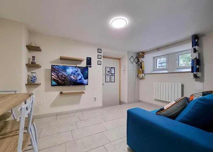 Travel Homes - Underground, F1 Chic Et Renove Apartamento
