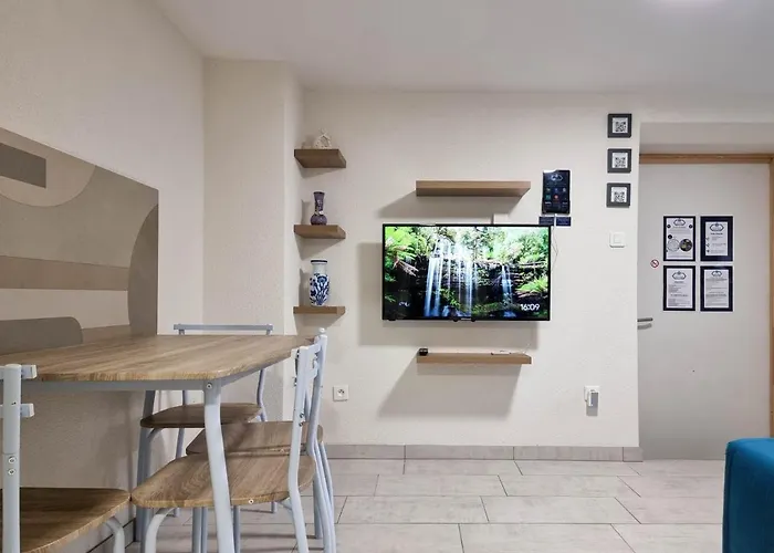 Appartement Travel Homes - Underground, F1 Chic Et Renove