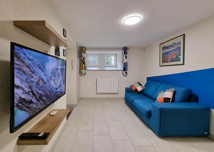 Travel Homes - Underground, F1 Chic Et Renove Apartamento